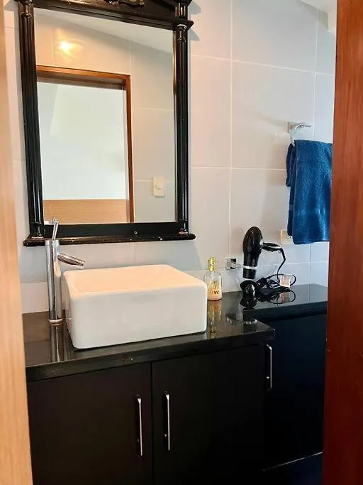 Plaza Lobos Suite Casa Entera 5 Habitaciones San Cristóbal 0*,  Ekwador