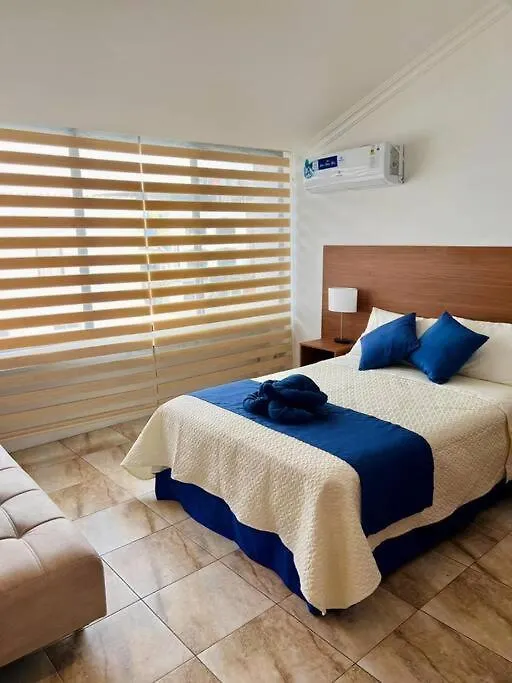 Plaza Lobos Suite Casa Entera 5 Habitaciones San Cristóbal Dom wakacyjny